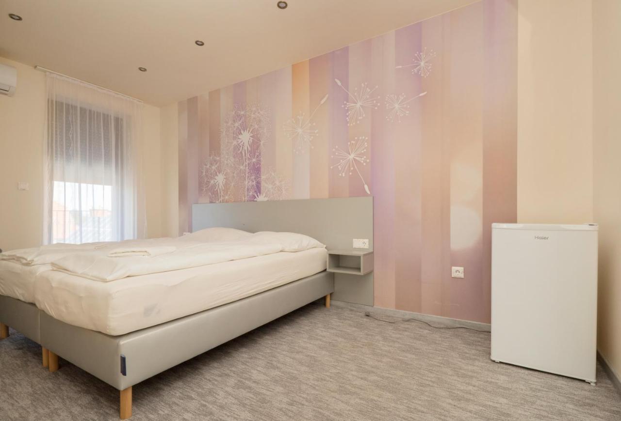 Ponty-Papa Rendezvényház Aparthotel Dávod Kültér fotó